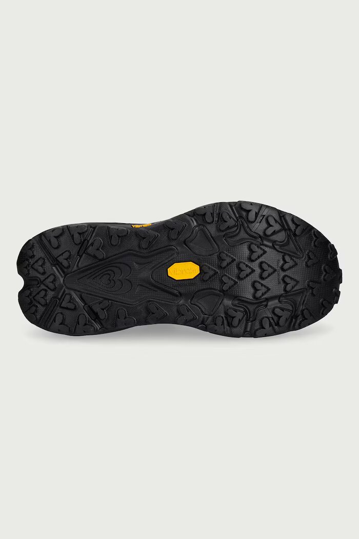 Hoka обувки за бягане дамски Speedgoat 7 GTX черни 1176677