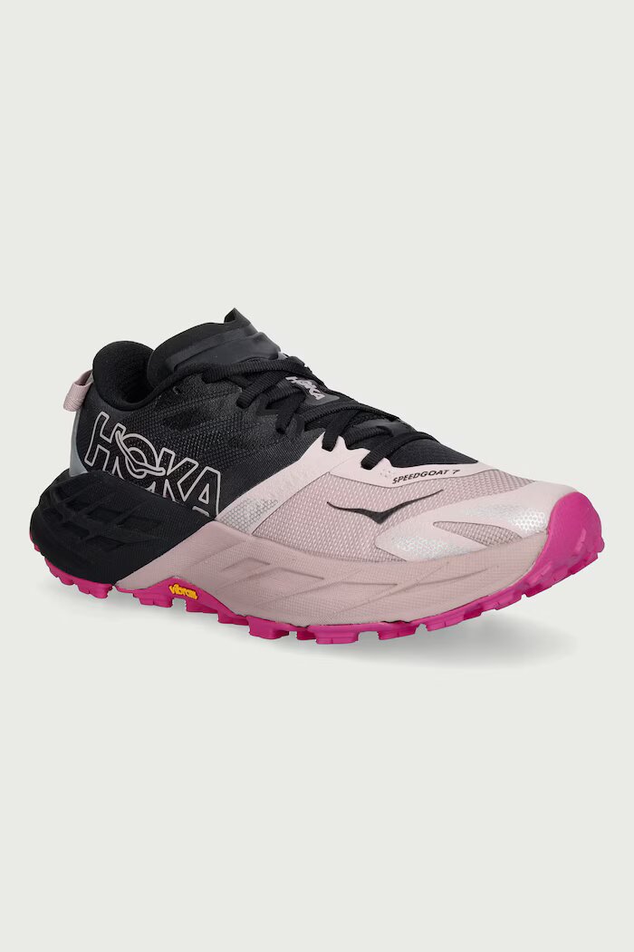 Hoka обувки за трениране дамски Speedgoat 7 черни 1171929