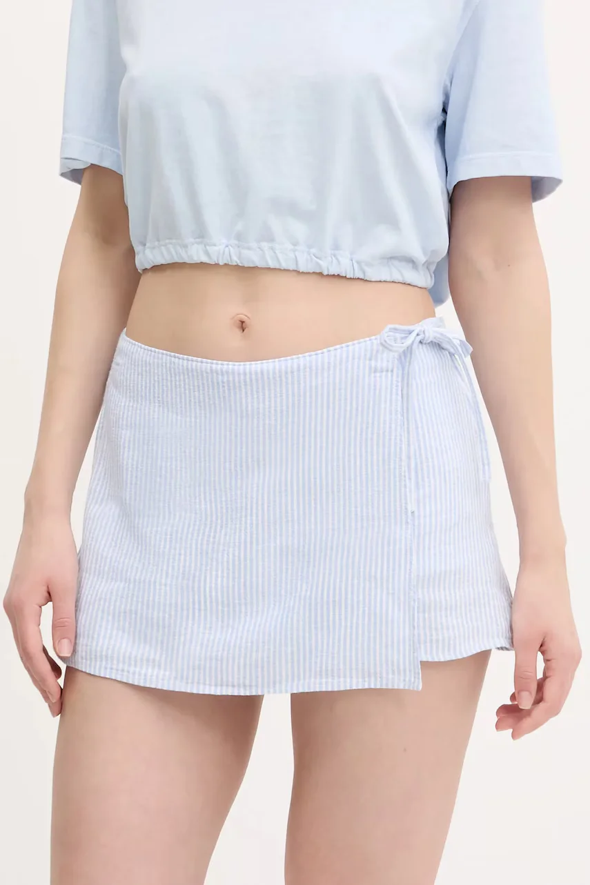 Hollister Co. Ленена пола