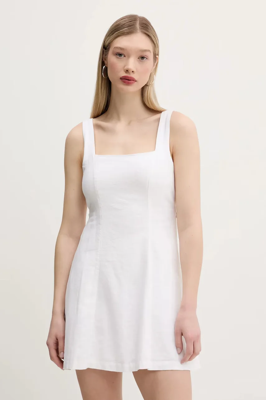 Hollister Co. Ленена рокля