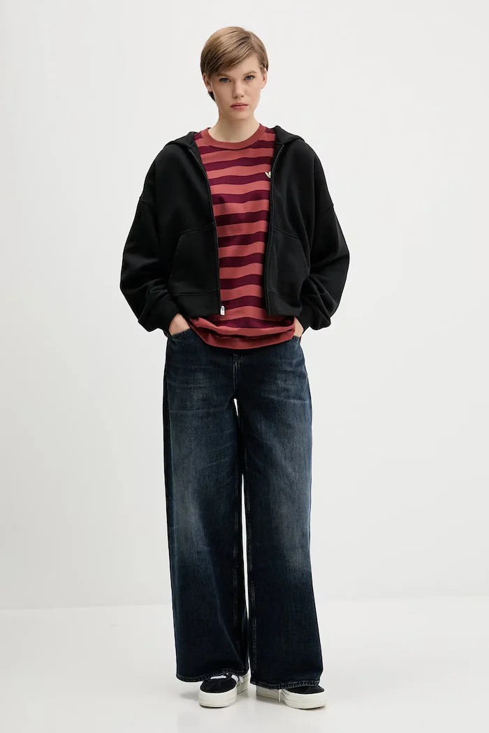 Hollister Co. Суичър в черно с качулка с изчистен дизайн KI352-5171-900