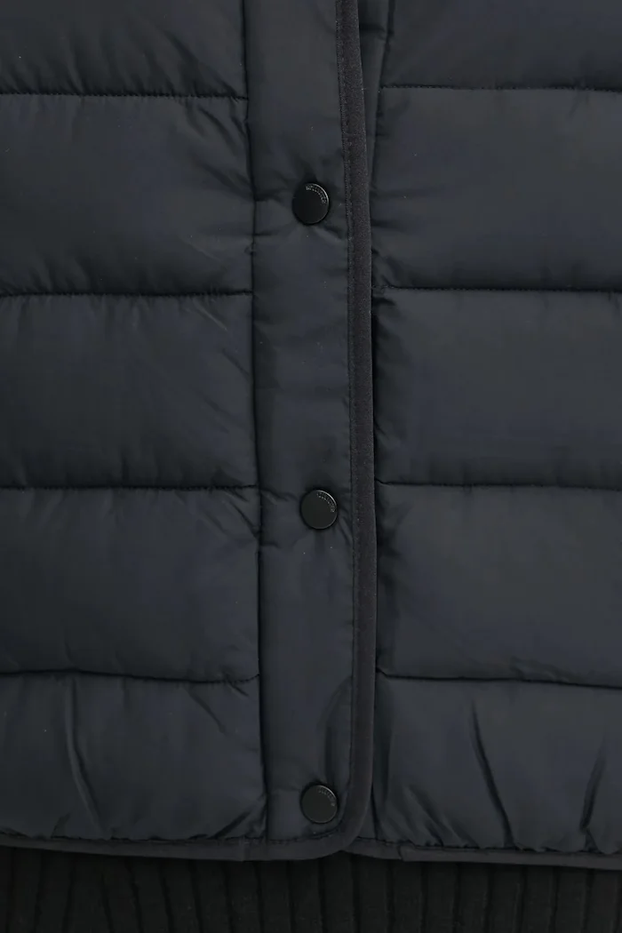 Hollister Co. Яке в черно преходен модел KI344-4102
