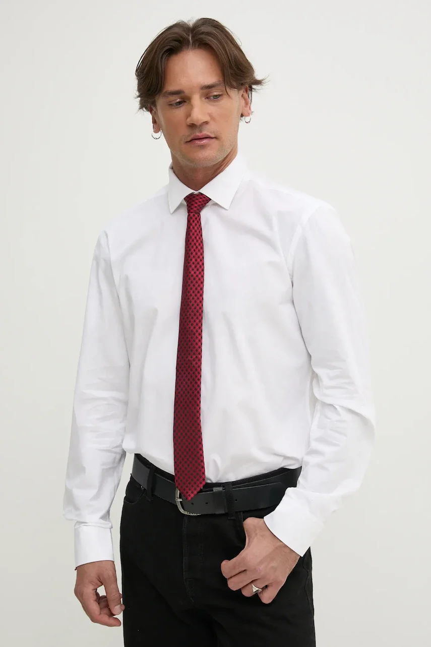 HUGO Риза