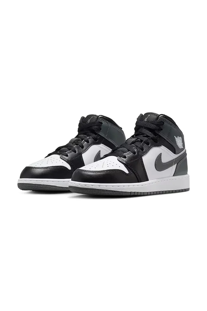 Jordan Air 1 Mid маратонки за деца черни DQ8423