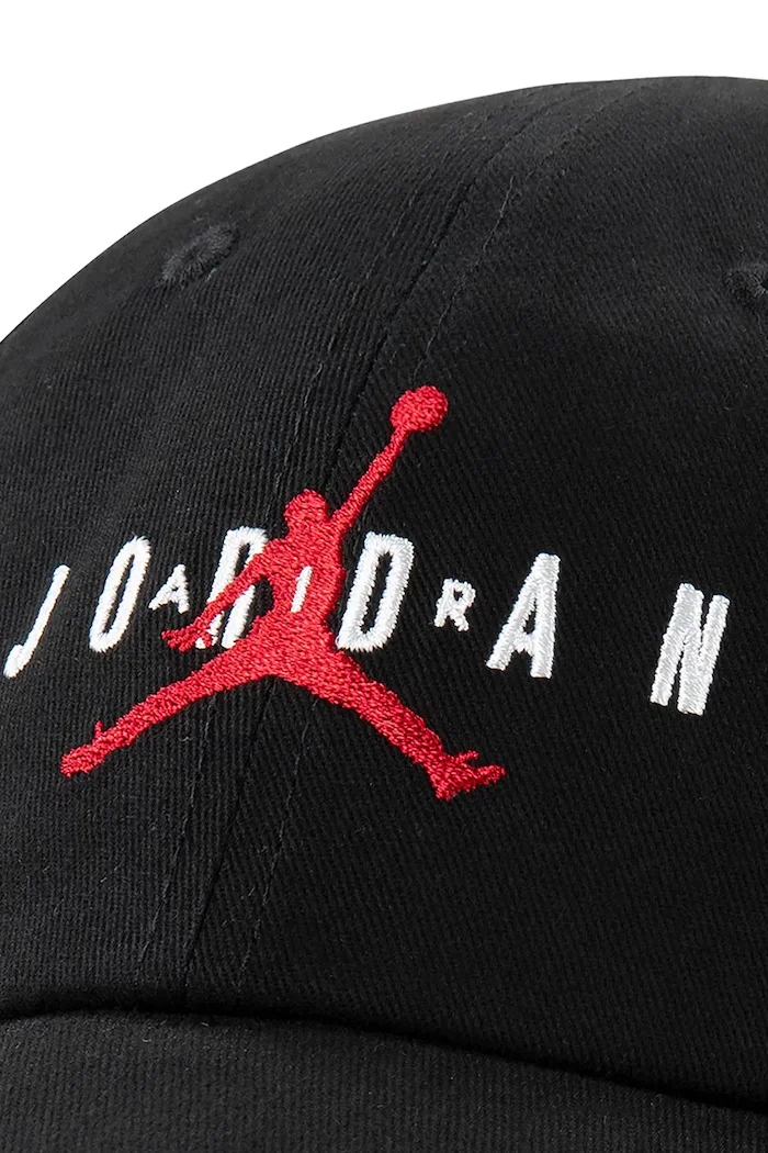 Jordan шапка с козирка за деца от памук черна 9A0569