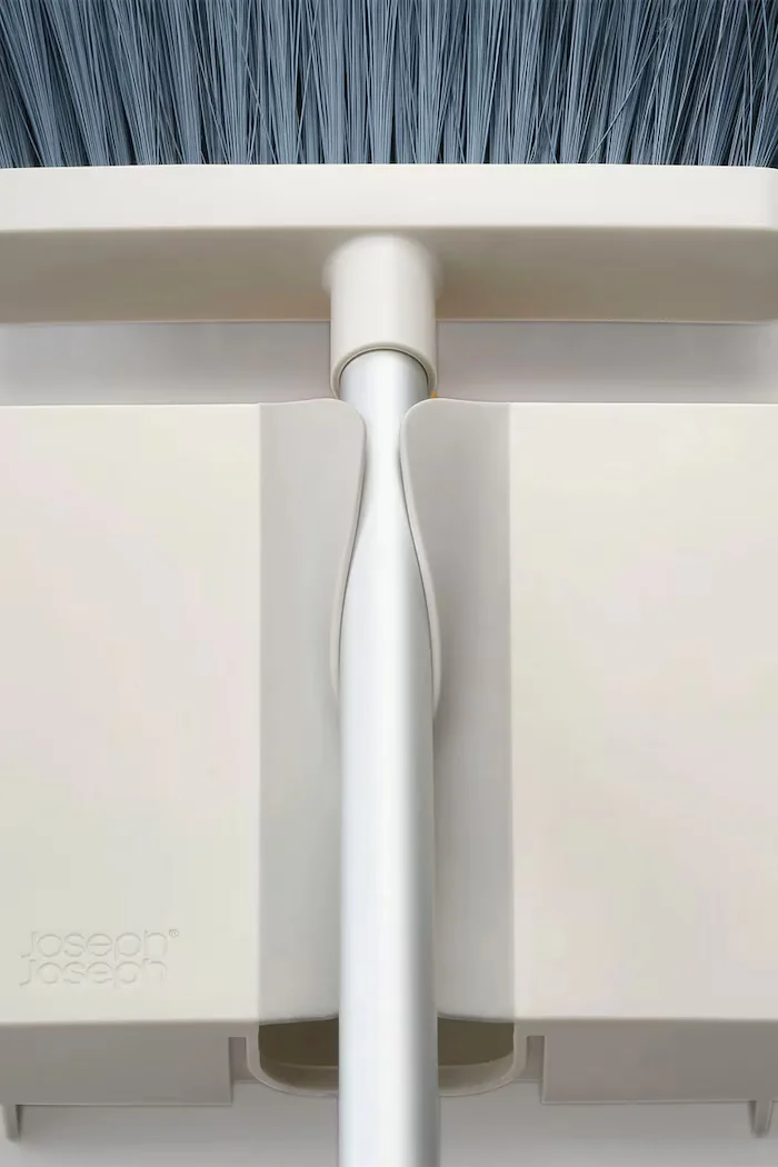 Joseph Joseph Стенна регулируема метла Cleantech 94 x 26 cm в бежово