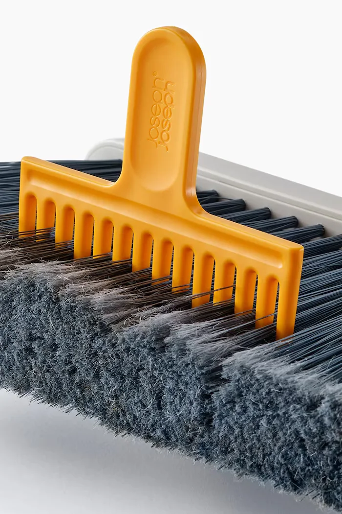 Joseph Joseph Стенна регулируема метла Cleantech 94 x 26 cm в бежово