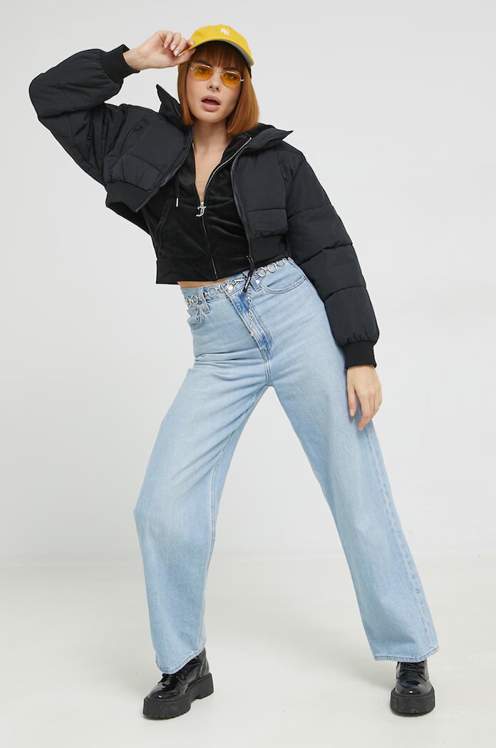 Juicy Couture Суичър в черно с качулка с апликация