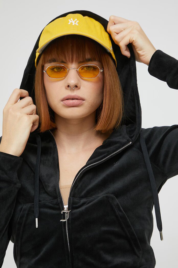 Juicy Couture Суичър в черно с качулка с апликация
