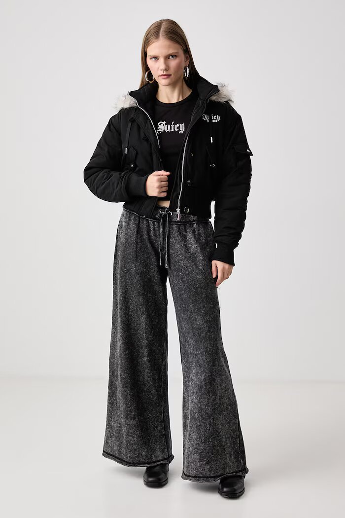 Juicy Couture яке дамско CAMILLE REBELLE NYLON черно JCOIJ226553