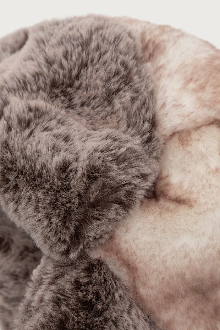 Kangol шапка тип ушанка дамска MULTI FAUX FUR TRAPPER бежова K4262ST.MT302