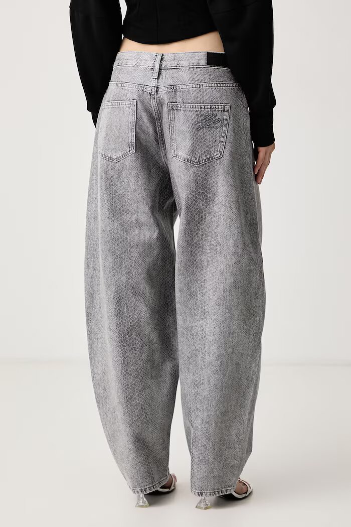 Karl Lagerfeld дънки relaxed fit дамски сиви B4W10086
