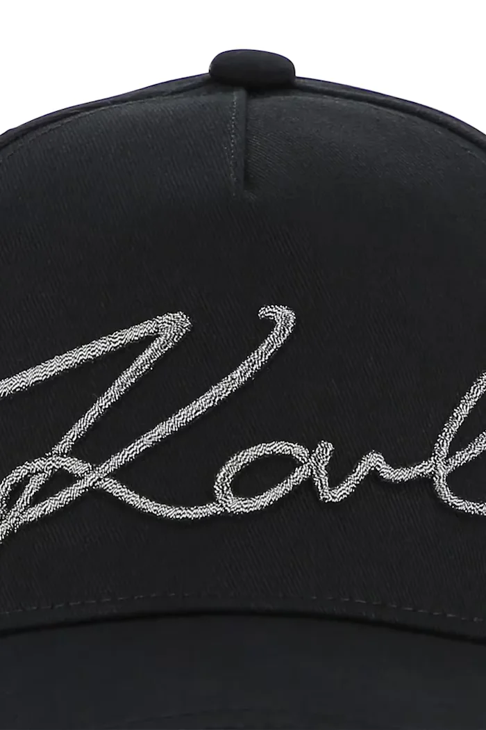 Karl Lagerfeld Детска памучна шапка с козирка в черно Z31197