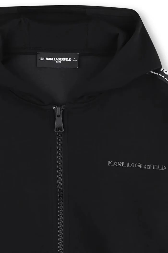 Karl Lagerfeld Детски суичър в черно с качулка с апликация Z30609