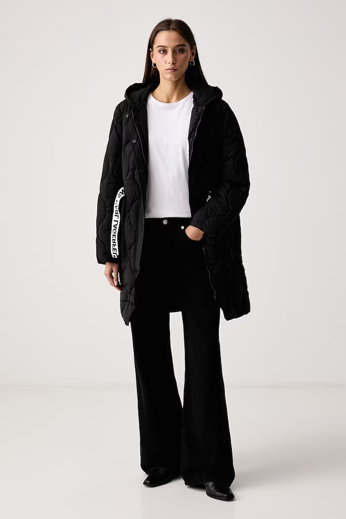 KARL LAGERFELD JEANS капитонирано яке дамско черно B4W15027
