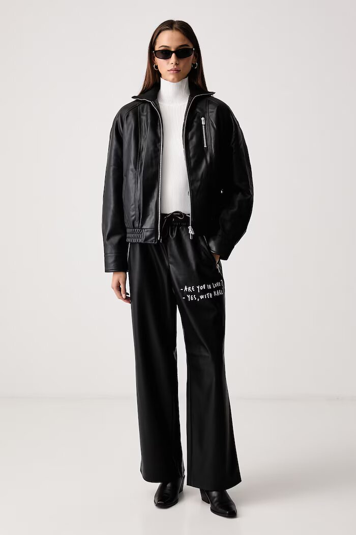 KARL LAGERFELD JEANS късо дамско яке от имитация на кожа x Pietro Terzini черно B4W15057