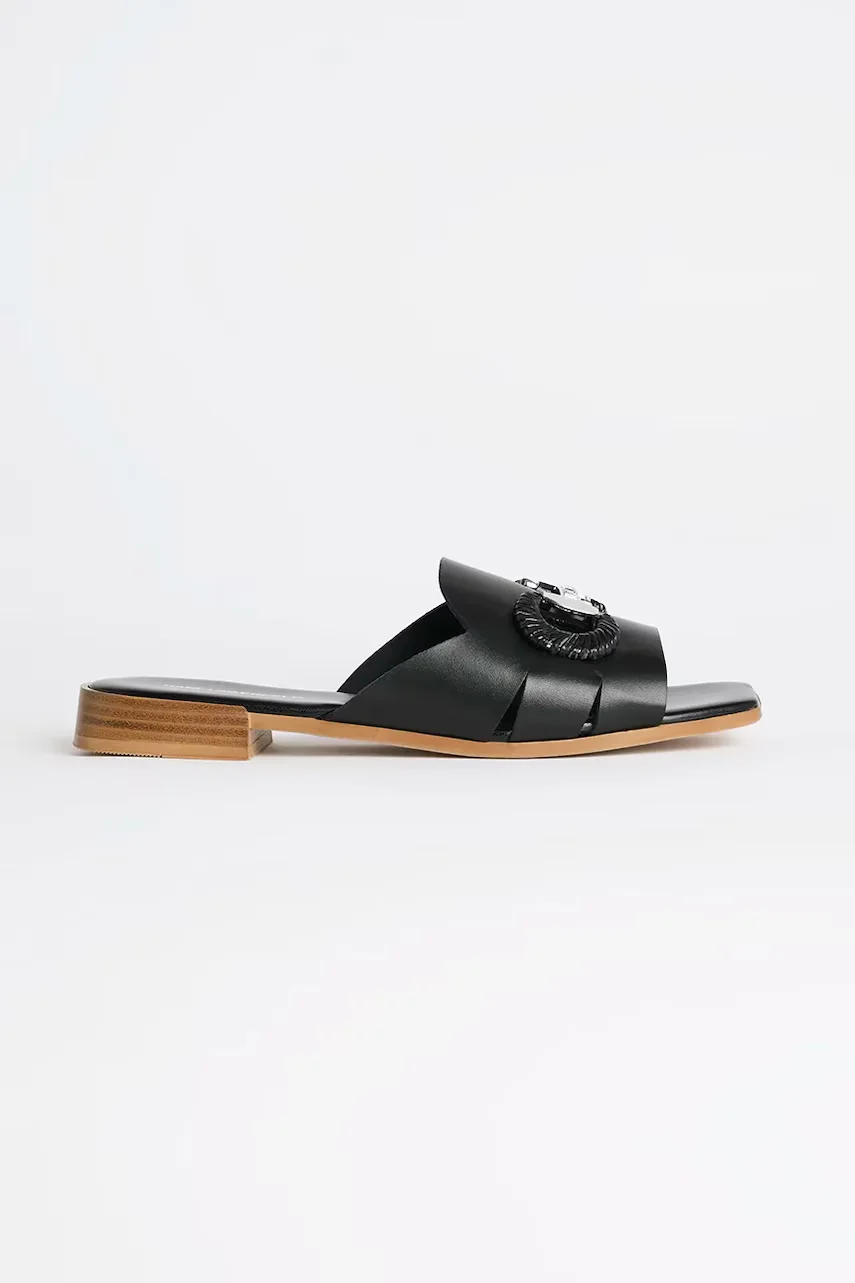 Karl Lagerfeld Кожени чехли PETALO BROOCH SLIDE