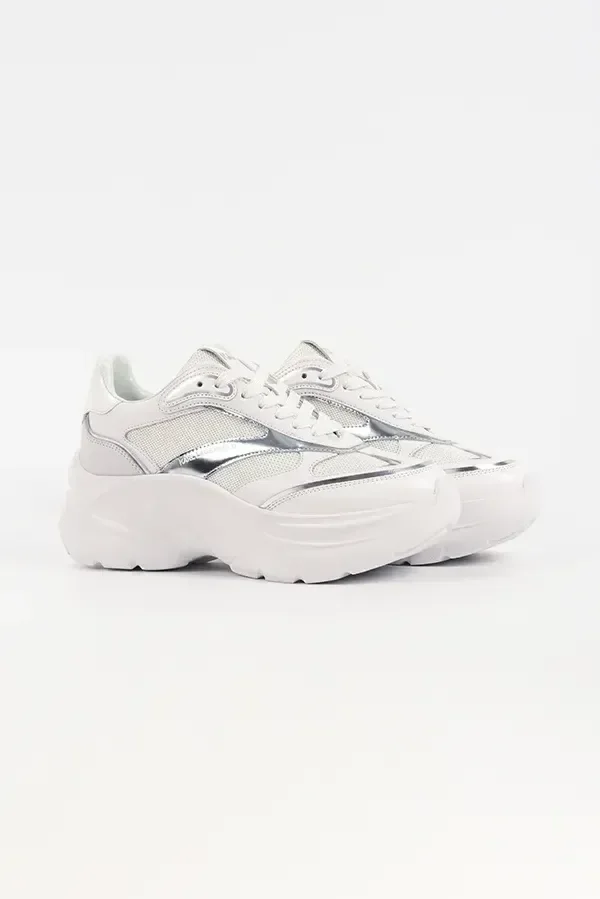 Karl Lagerfeld Маратонки KONTOUR WEDGE в бяло KL68016