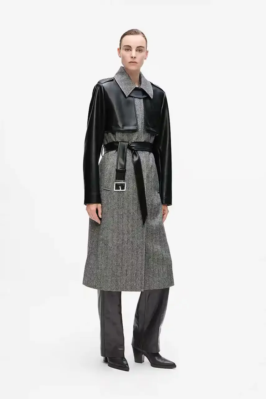 Karl Lagerfeld Палто