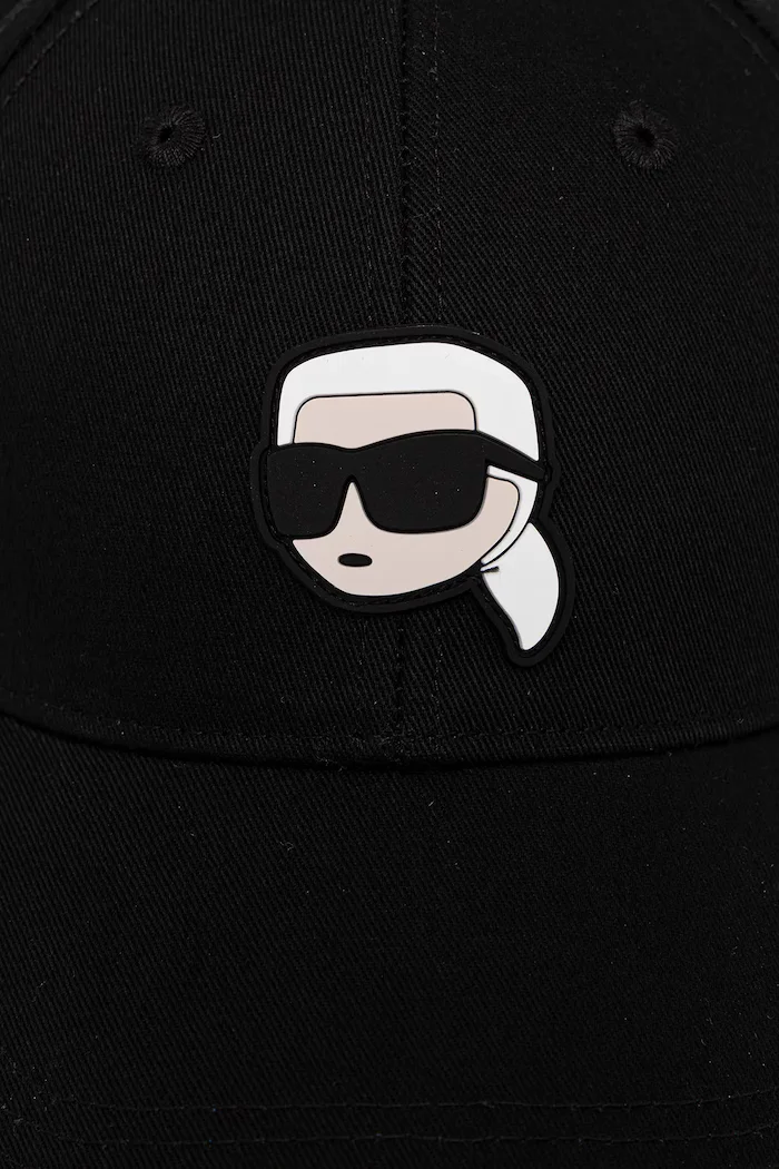Karl Lagerfeld Памучна шапка с козирка IKON в червено с апликация A1W33037