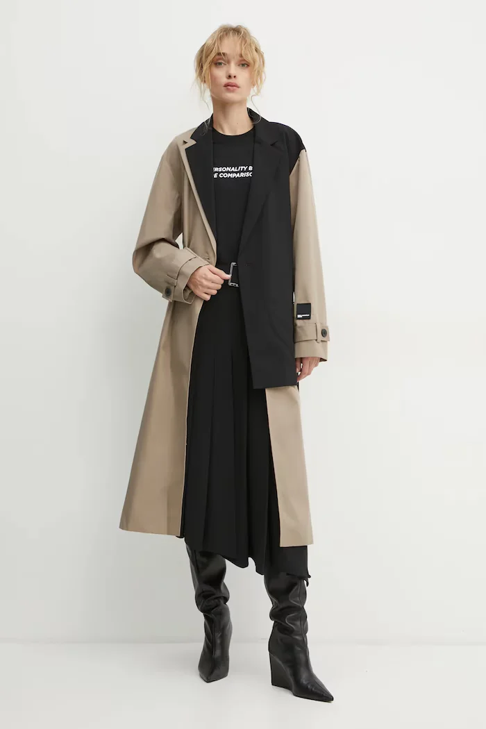 Karl Lagerfeld Памучна тениска в черно A1W17068