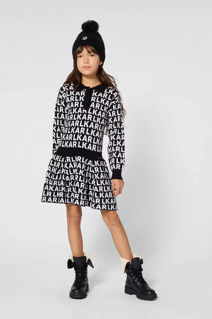 Karl Lagerfeld шапка с помпон за деца черна Z31425