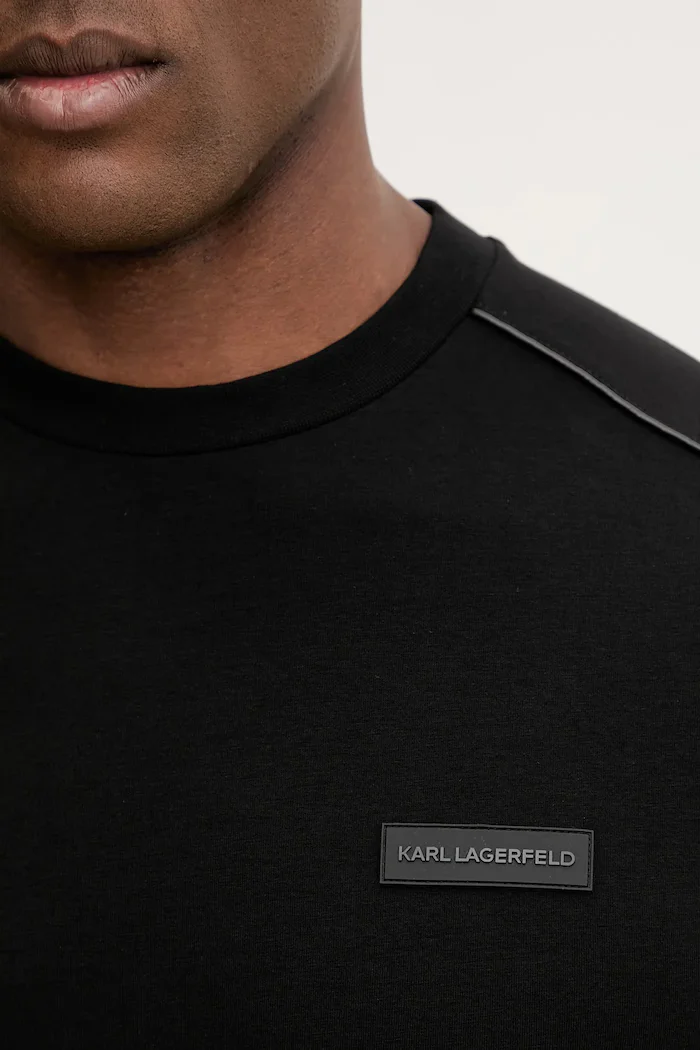 Karl Lagerfeld Тениска в черно с изчистен дизайн 561221.755020