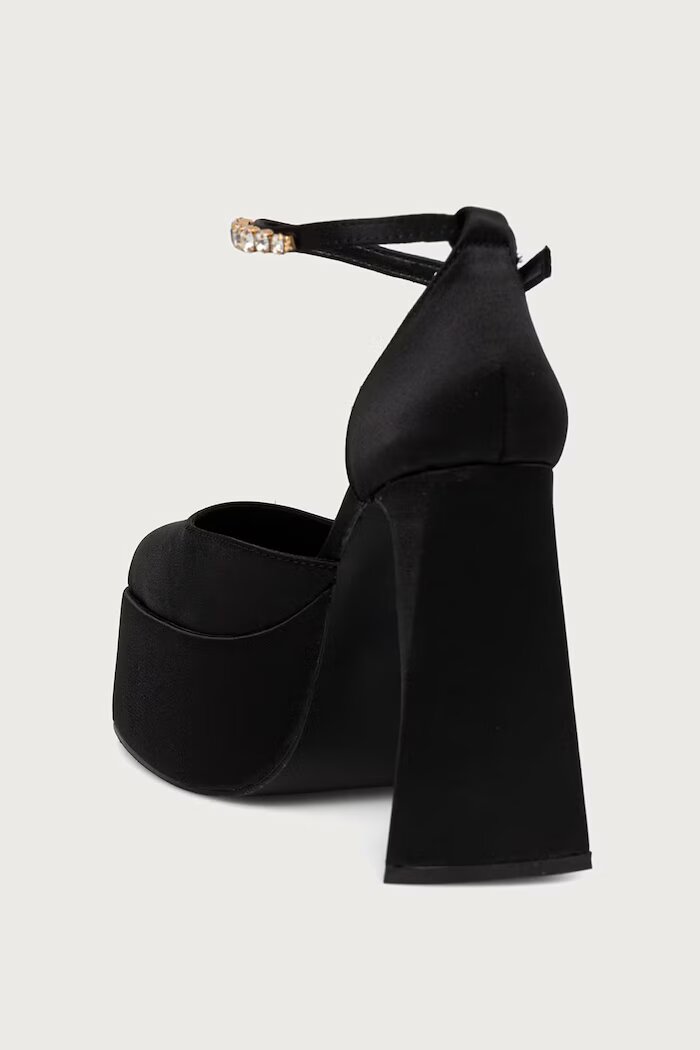 Koi Footwear обувки с дебел ток Gilda Satin Platform Jewel Heels черни MC23
