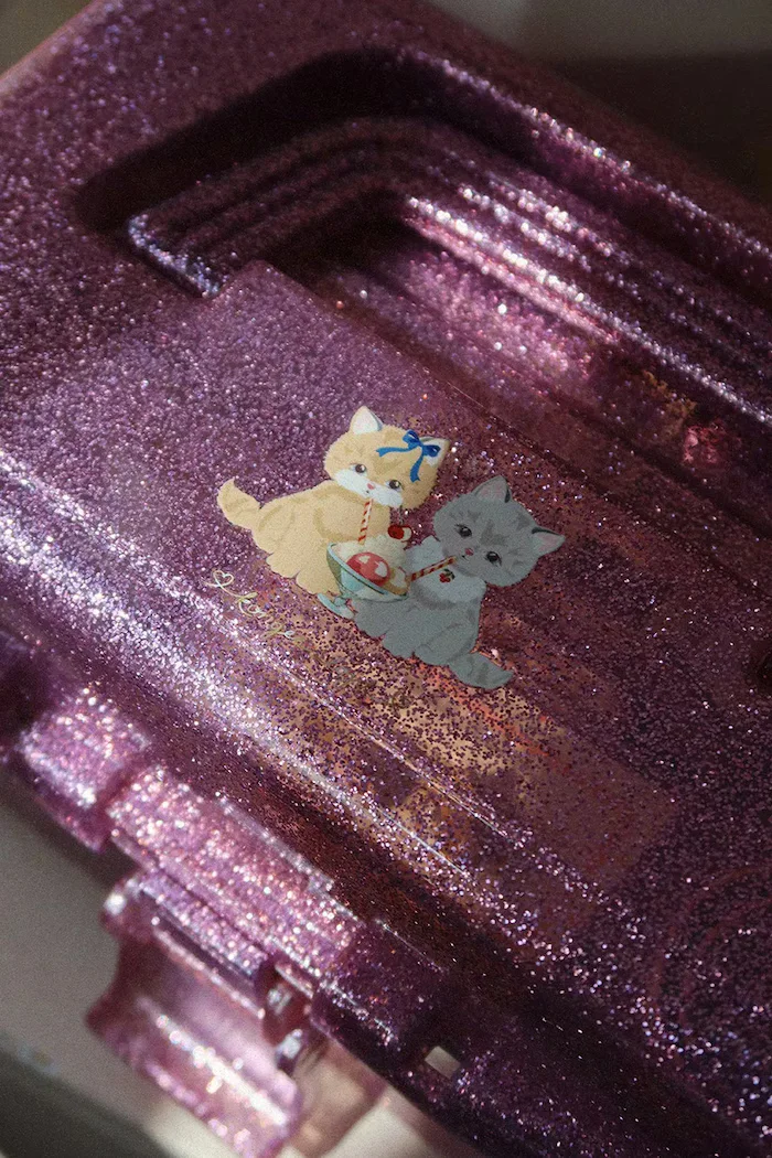Konges Sløjd Комплект за игра за деца GLAM ME UP SUITCASE виолетов KS105404