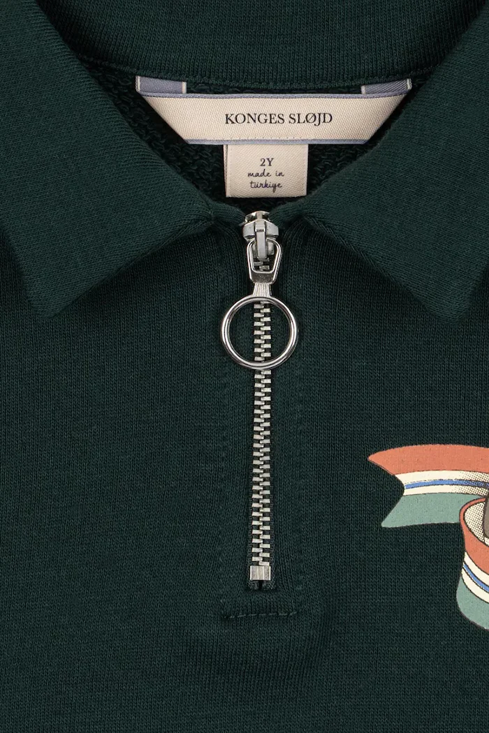 Konges Sløjd суичър за деца от памук LOUPY HALF ZIP POLO OCS зелен KS107613