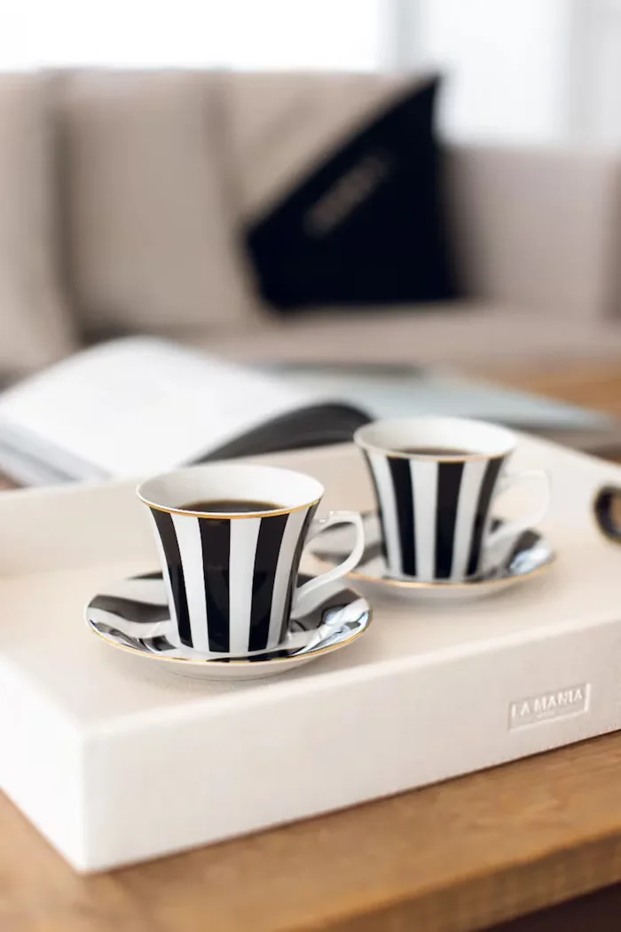 La Mania Чаша и чинийка Stripes 200 ml