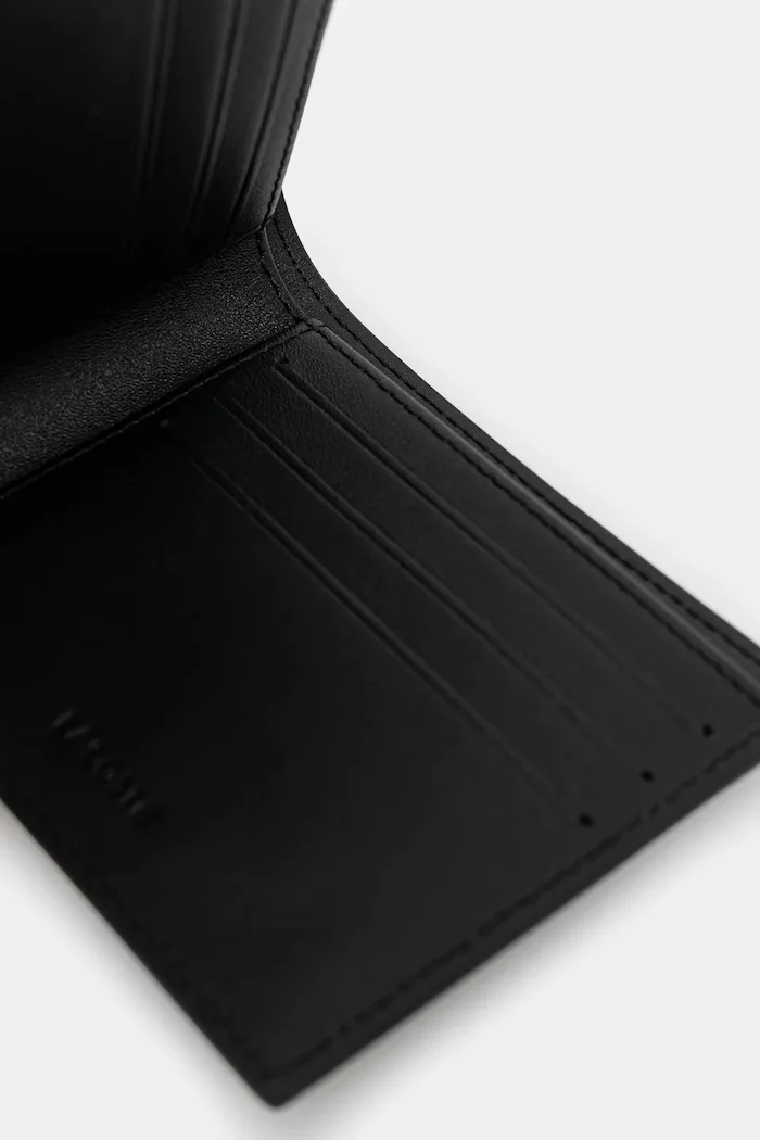 Lacoste портфейл от кожа черен NH1115FG