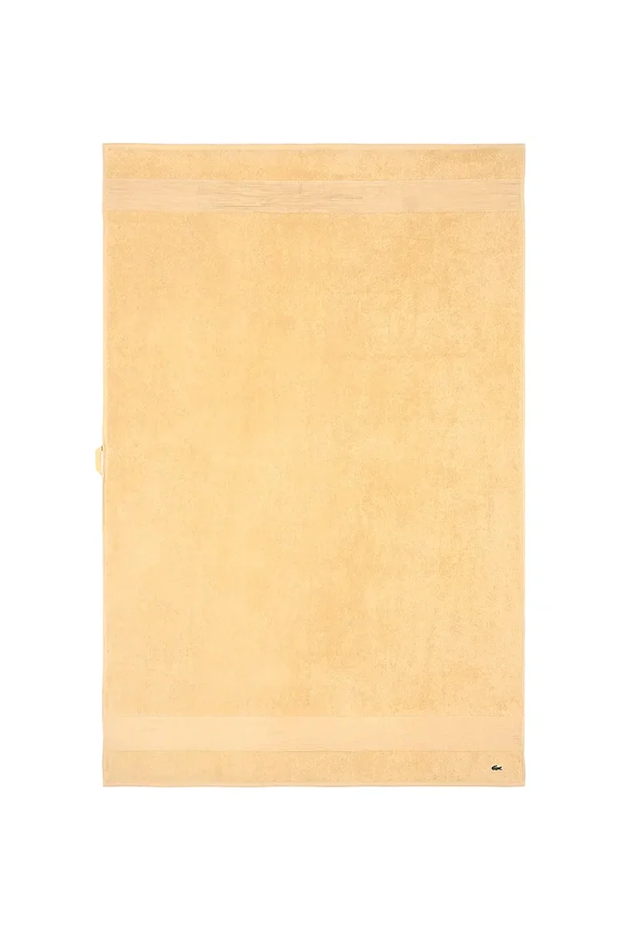 Lacoste Средна памучна кърпа L LECROCO Sesame 70 x 140 cm в жълто