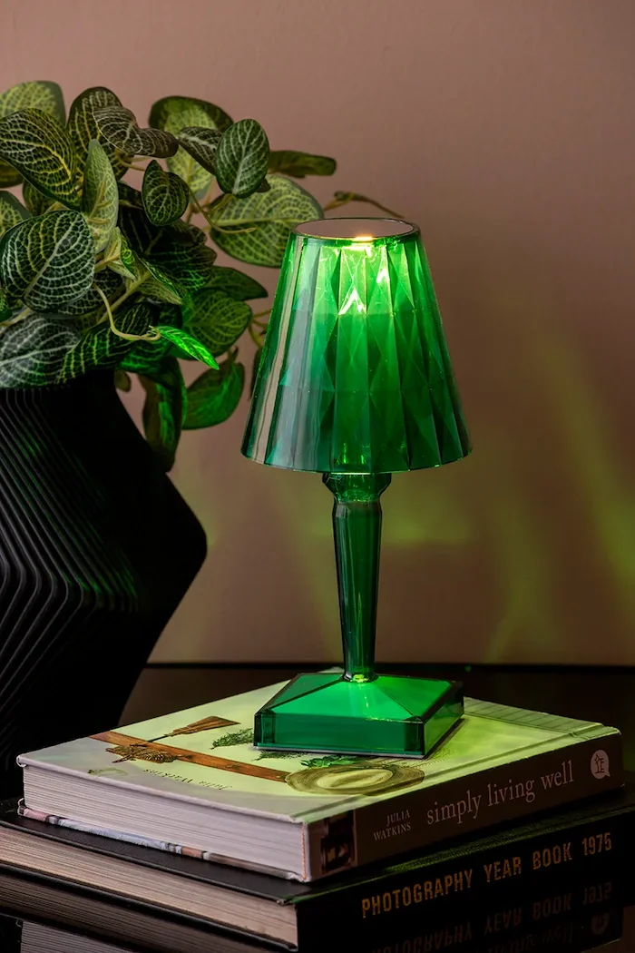 Leitmotiv Настолна led лампа Gem в зелено