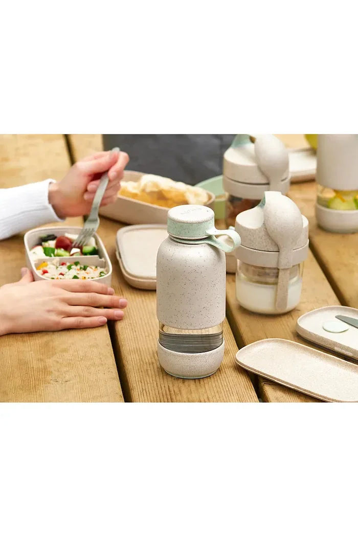lekue Бутилка за вода To Go Organic 500 ml в бежово