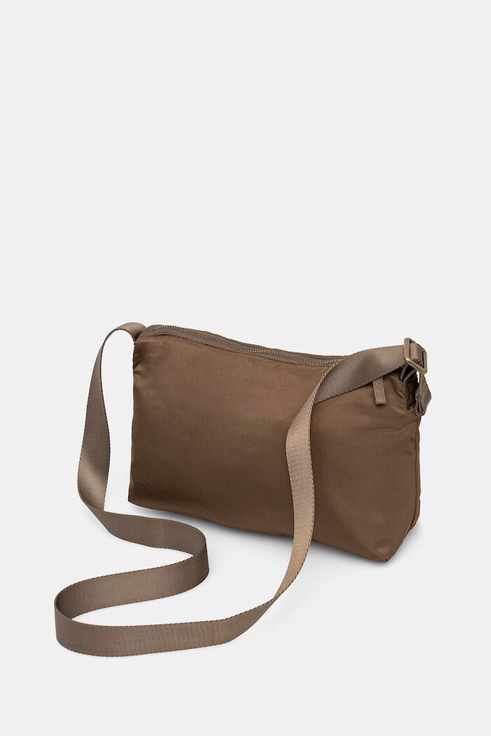Levi's Чанта ALI SMALL OV в кафяво 004C9-0005