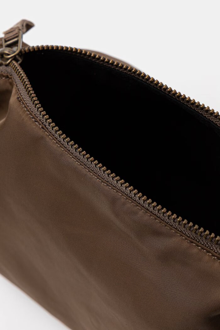 Levi's Чанта ALI SMALL OV в кафяво 004C9-0005