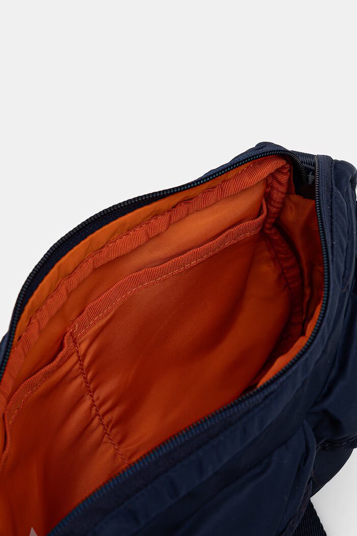 Levi's Чанта през рамо MISSION BAY CROSSBODY в тъмносиньо 004C4-0005