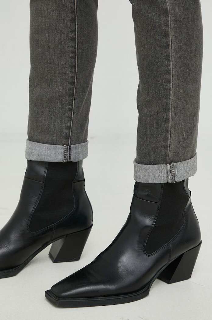 Levi's Дънки MID RISE BOYFRIEND със стандартна талия 19887.0242
