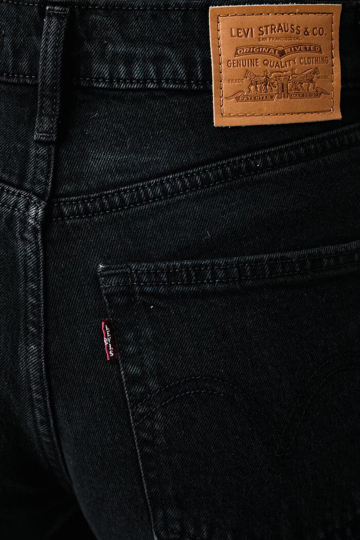 Levi's дънки slim fit дамски RIBCAGE SLIM черни 0081W-0000