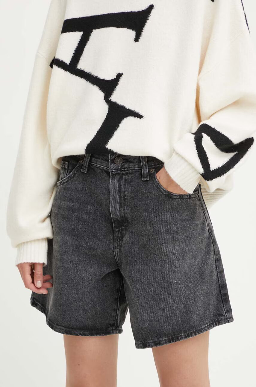 Levi's Дънков къс панталон HIGH BAGGY SHORT