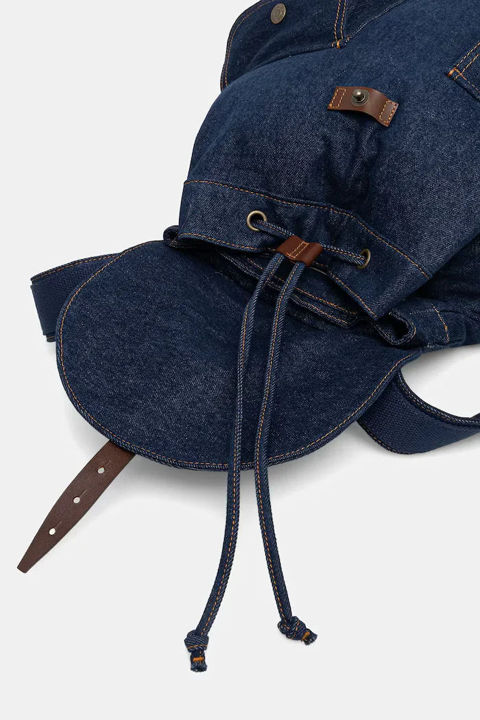 Levi's Дънкова раница в тъмносиньо голям размер с изчистен дизайн 002GW-0000