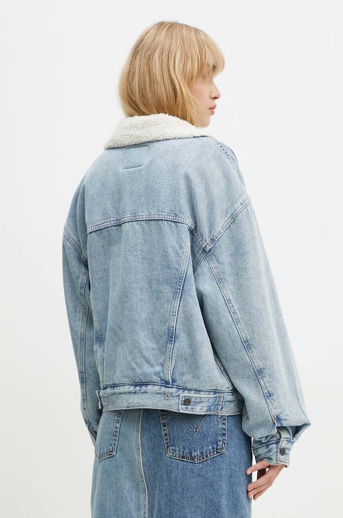 Levi's дънково яке дамско от деним 90S SHERPA синьо A4435