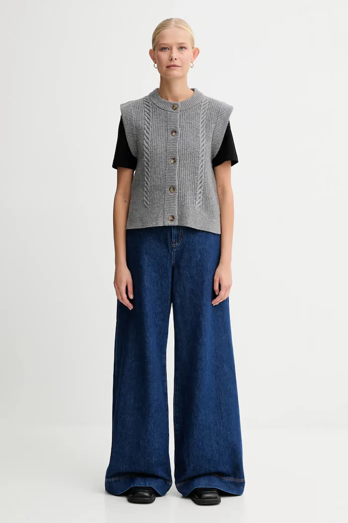 Levi's Елек с вълна в сиво от топла материя 0038D