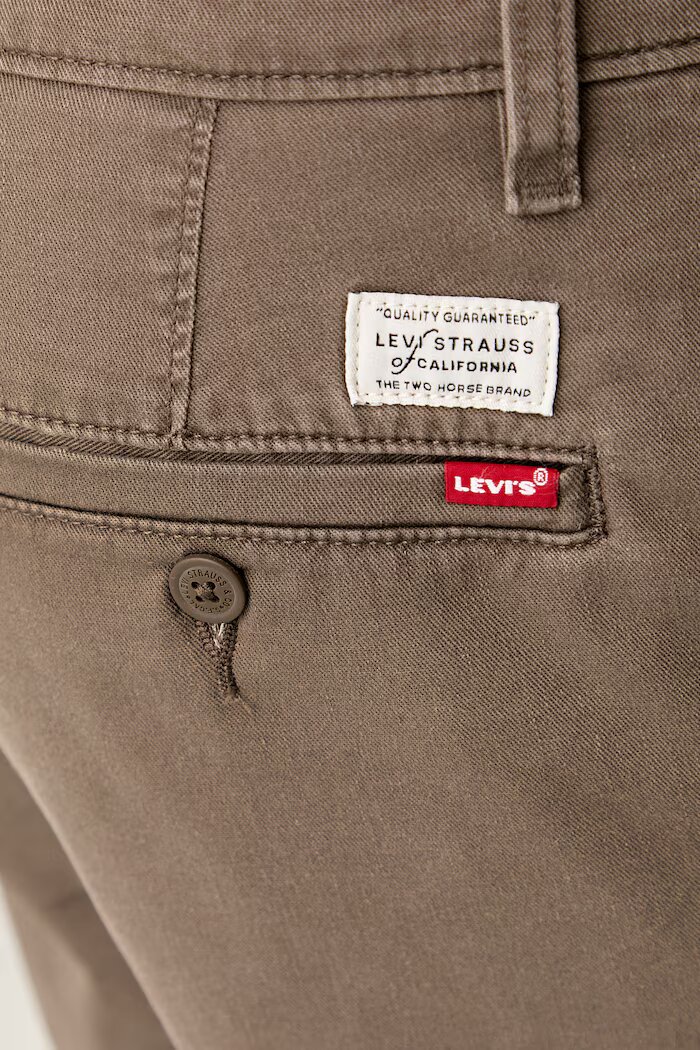 Levi's къс панталон чино мъжки с лен кафяв със стандартна талия 17202