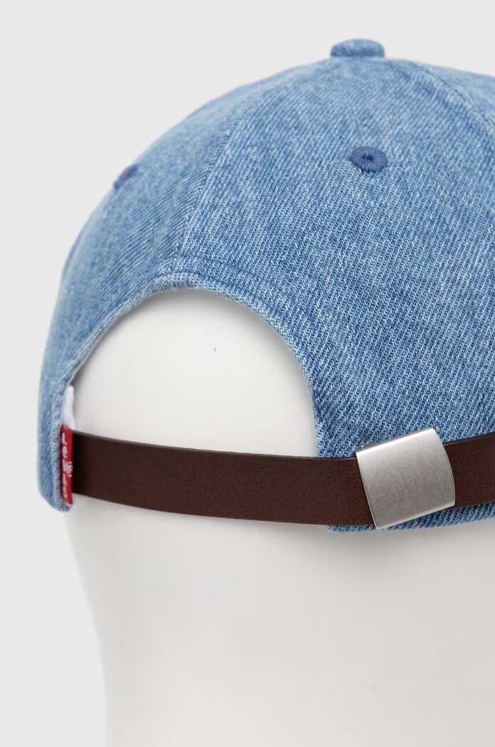 Levi's Памучна шапка с козирка в синьо с изчистен дизайн D7920-0004
