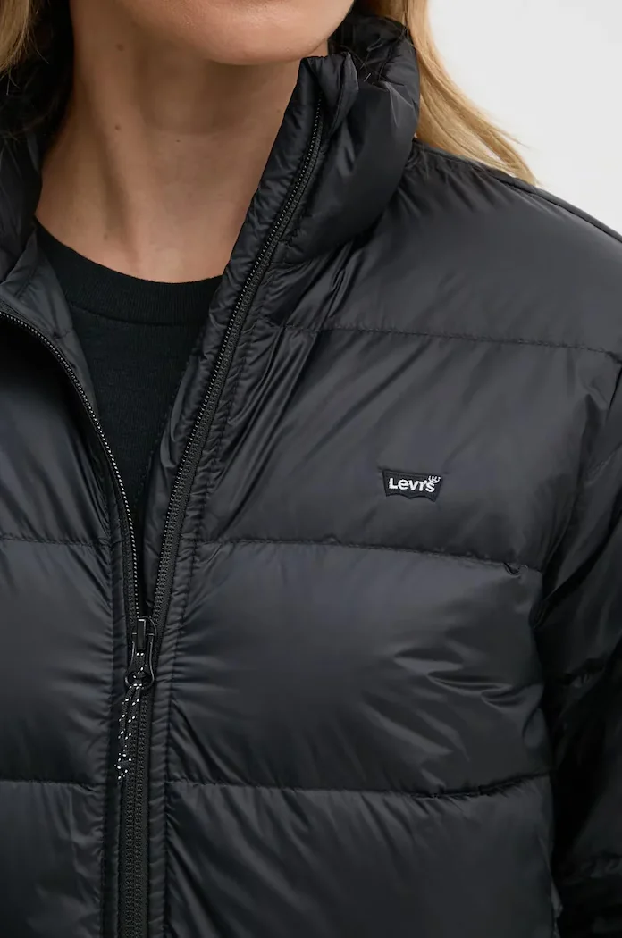 Levi's Пухено яке WILLA DOWN PACKABLE в черно преходен модел A8320