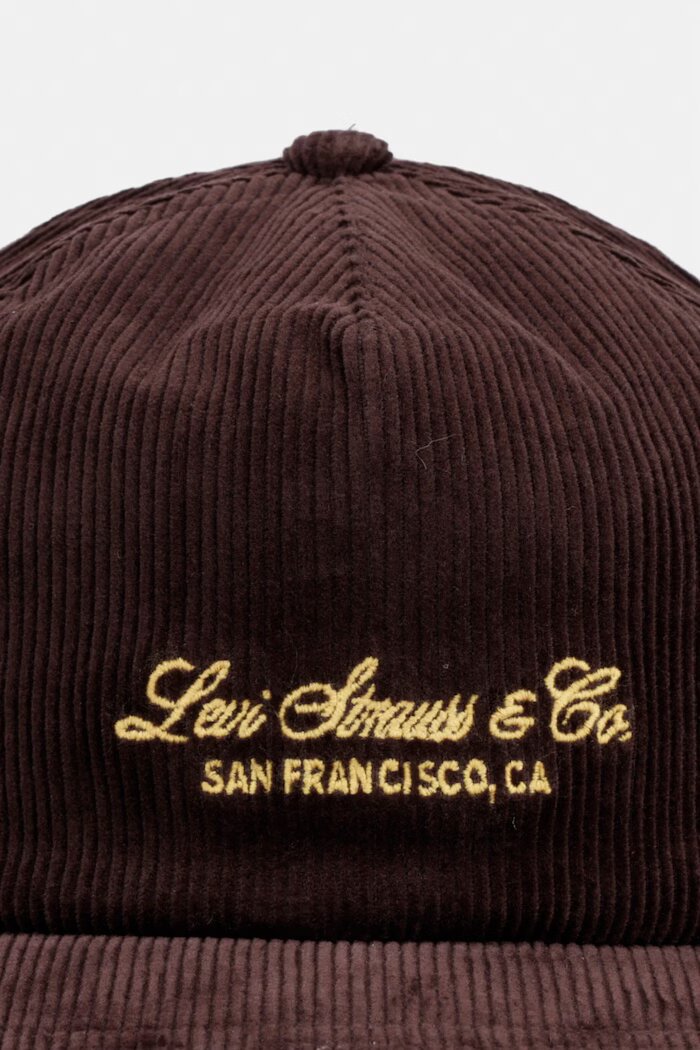 Levi's шапка с козирка от джинсова материя LAKESHORE кафява 007YN