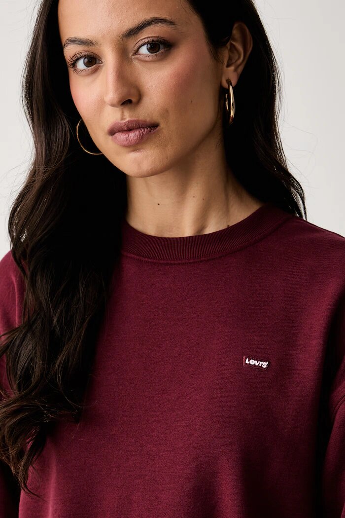Levi's суичър дамски с памук EVERYDAY CREW бордо 0082J-0004
