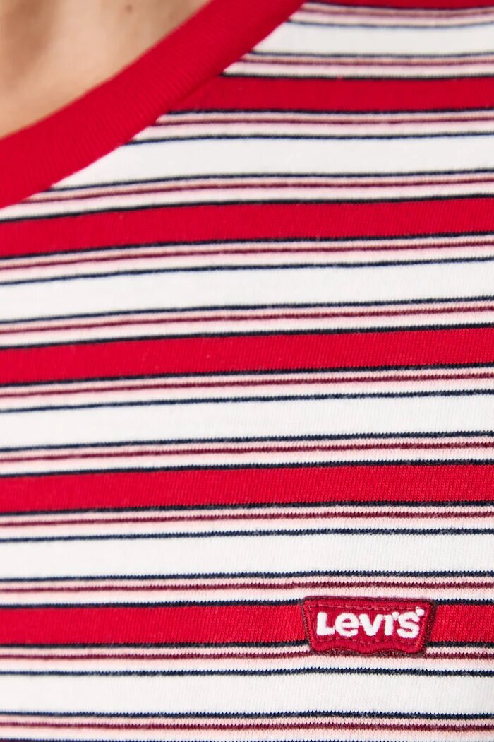 Levi's тениска дамска от памук PERFECT червена 39185